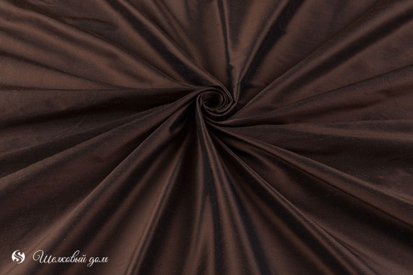 Натуральный шелк цвета горького шоколада